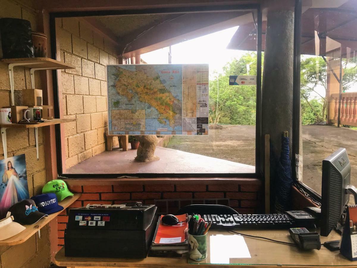 Hospedaje La Naciente Turrialba Bagian luar foto