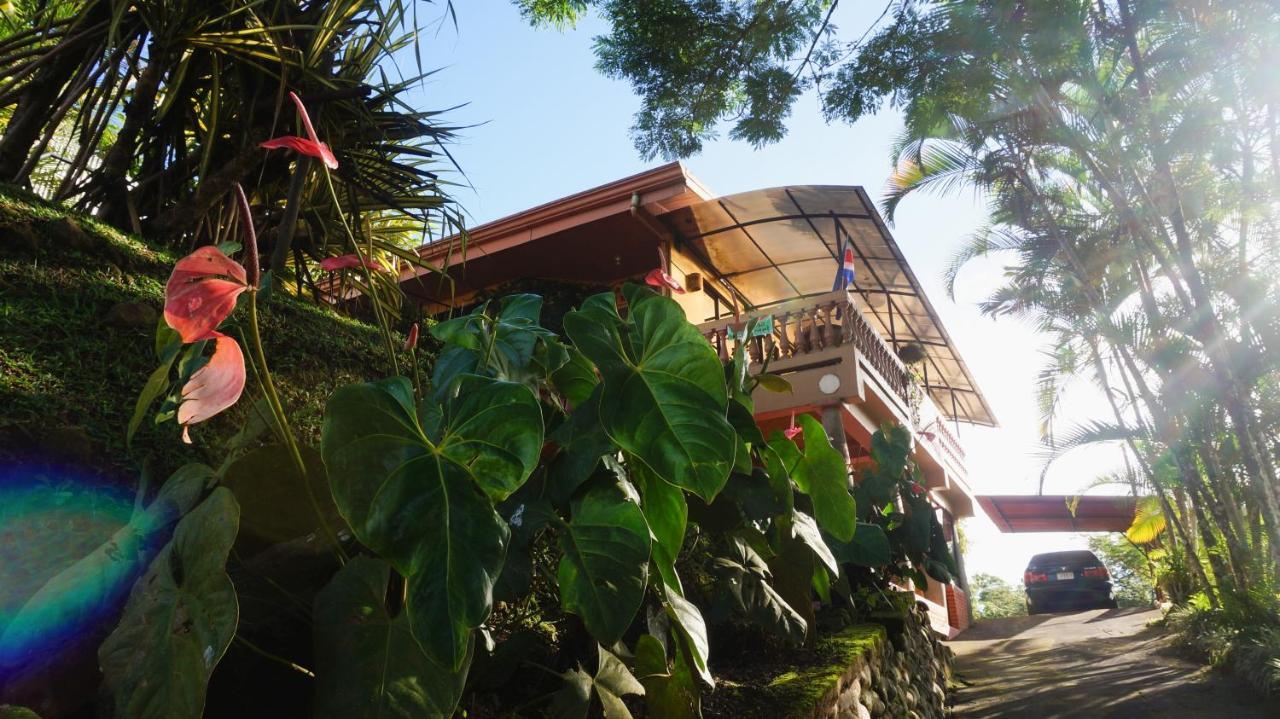 Hospedaje La Naciente Turrialba Bagian luar foto